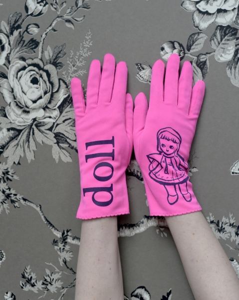 STORE - Vintage Bright Pink Fabric Gloves Silkscreened With A Doll Flashcard