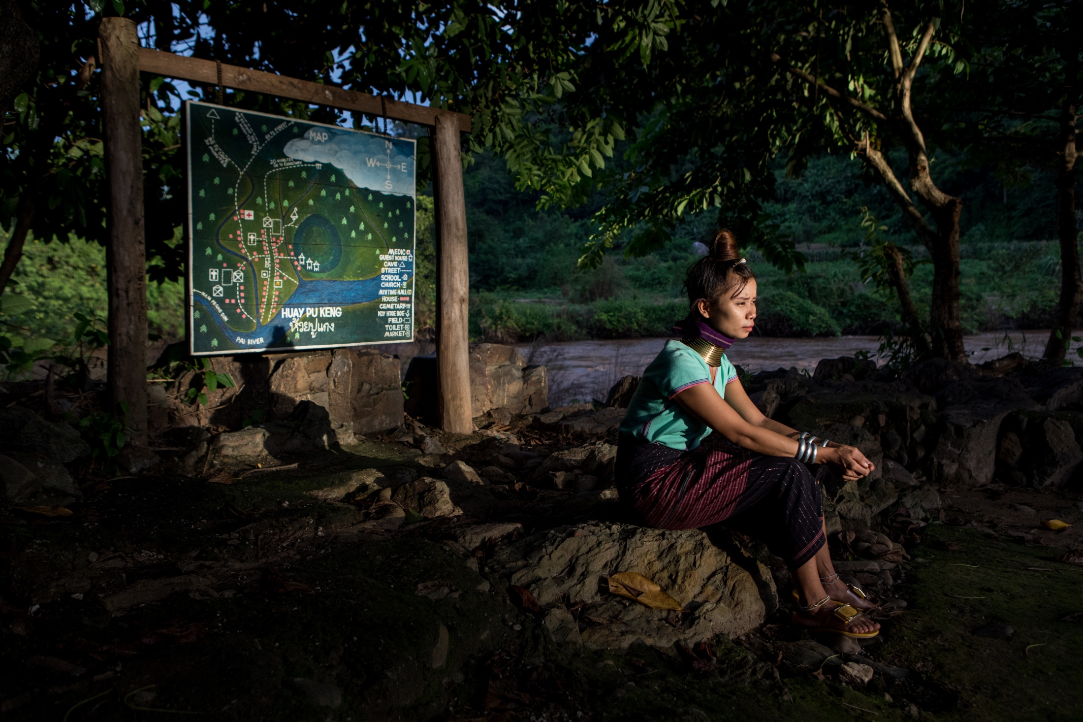 Recent - Plight of Thailand's Kayan 'Long Neck' Refugees [The New York Times]