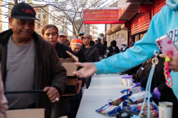 Photography - The Food Pantry Sustaining Elders in the Bronx